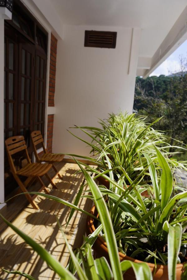 Dorsen Homestay Шиллонг Екстер'єр фото
