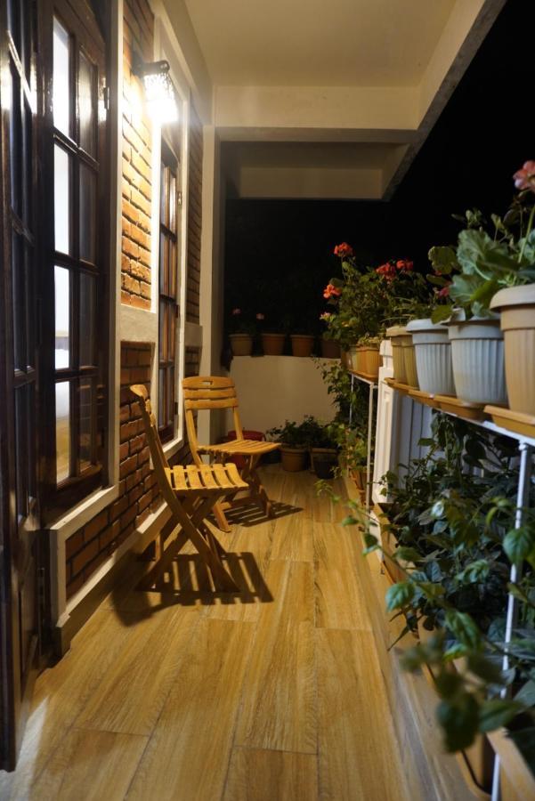 Dorsen Homestay Шиллонг Екстер'єр фото