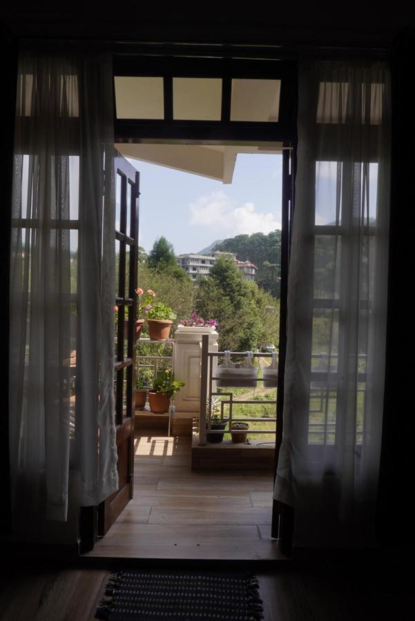 Dorsen Homestay Шиллонг Екстер'єр фото